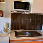 Apartment Spacieux Avec Piscine, Proche - Fr-1-607-81 Agde
