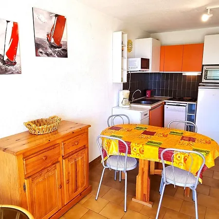 Spacieux 4 Pers Avec Piscine, A 20m De La - Cap D'agde - Fr-1-607-81 Agde