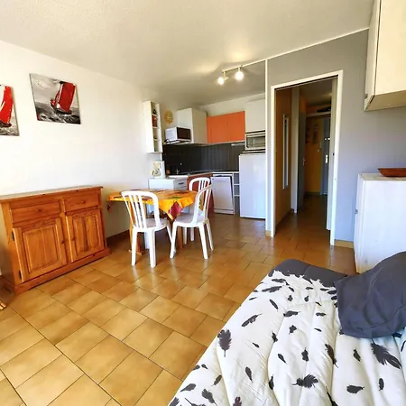 Apartment Spacieux Avec Piscine, Proche - Fr-1-607-81 *